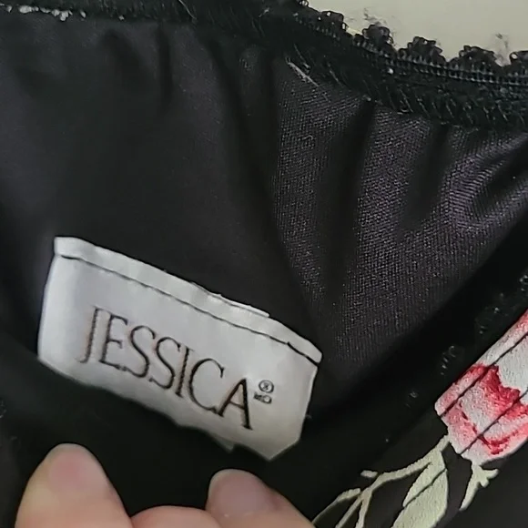 Jessica Black Floral Skirt - Picture 3 of 3